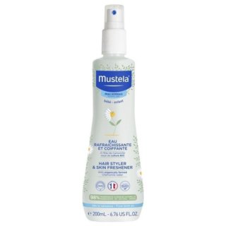 Eau Rafraichissante et Coiffante à l’eau de Camomille Bio 200ml H&O Parapharmacie - Algérie